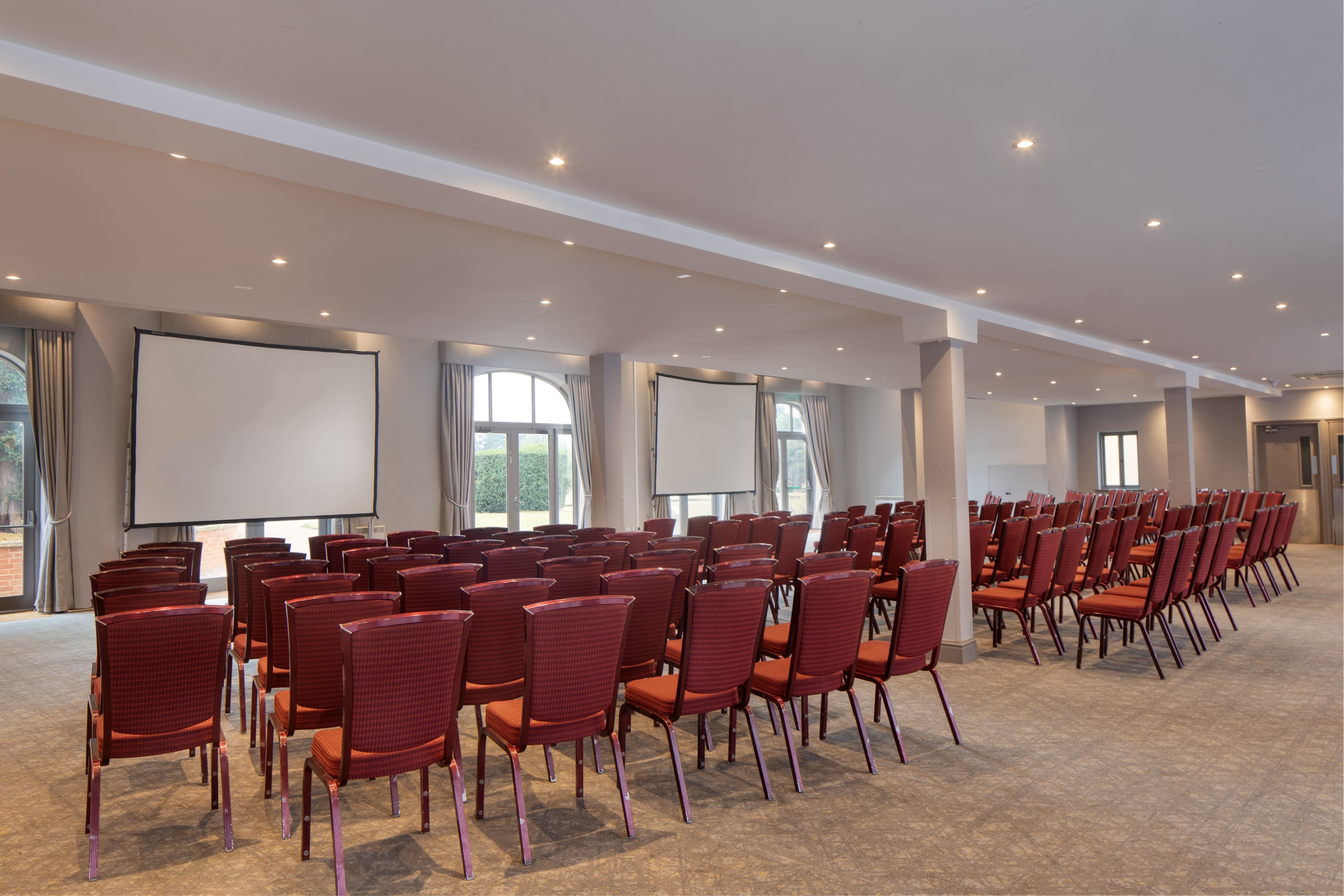Elegant Meeting Space